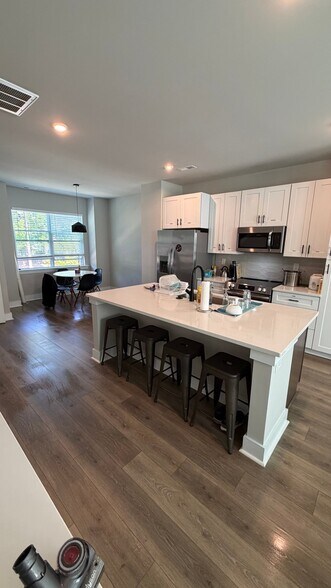 Building Photo - 3934 Winterfield Pl