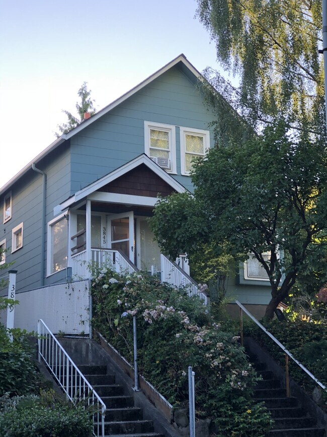 Building Photo - 3845 Whitman Ave N