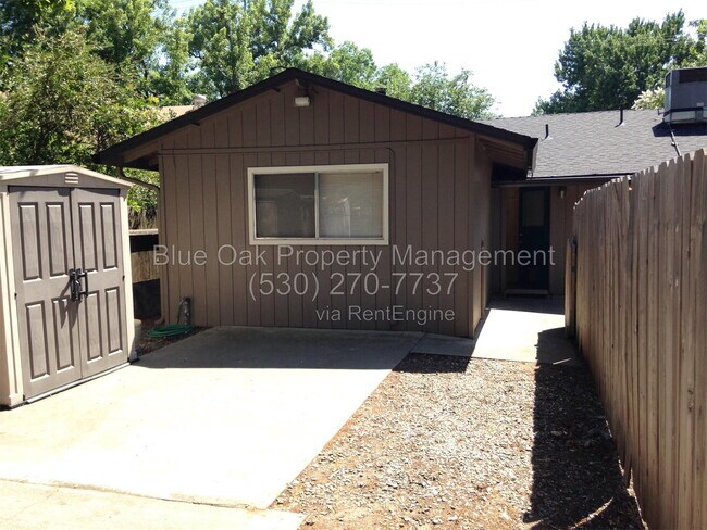 Building Photo - 1731 Normal Ave