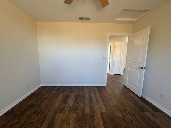 Building Photo - Brand New 2BR home with fenced yard