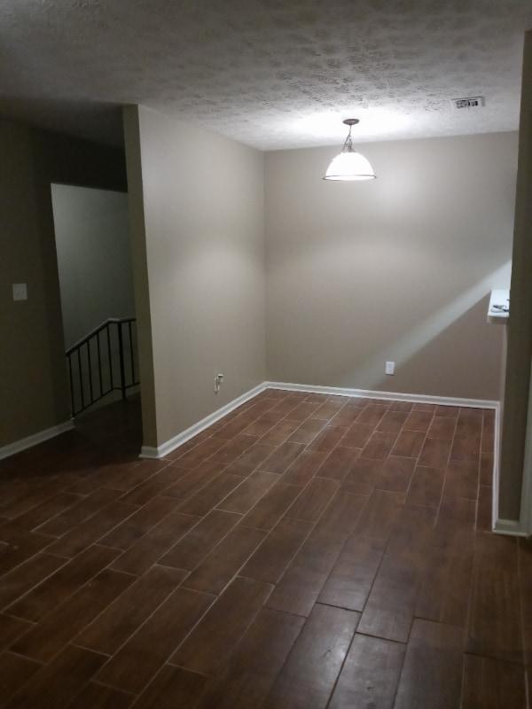Building Photo - 1750 Wesley Way NW