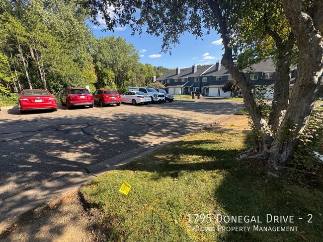 Building Photo - 1795 Donegal Dr