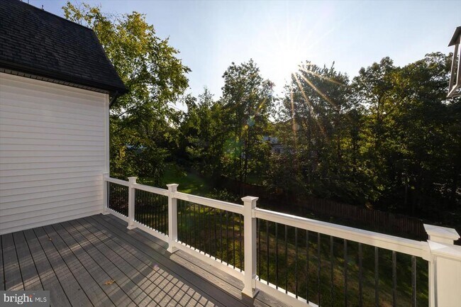 Building Photo - 111 Huntington Hills Ln