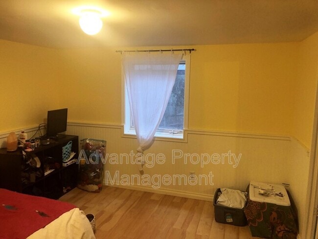 Building Photo - 436 NW 8th St