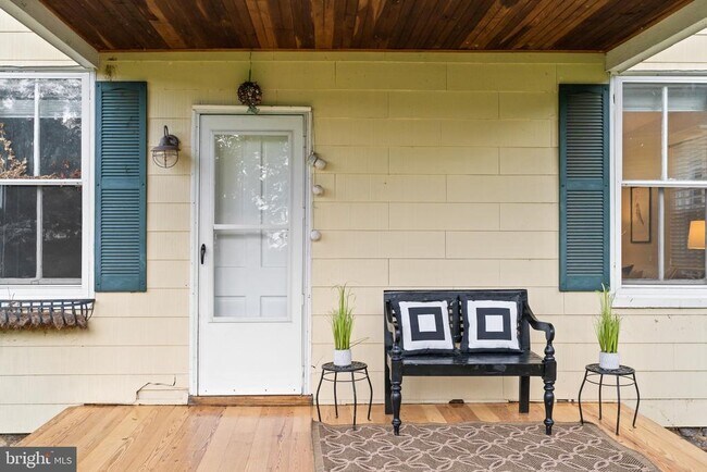 Building Photo - 1021 Greenspring Vly Rd