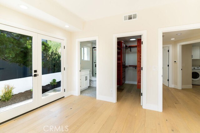 Building Photo - 2850 Zell Dr