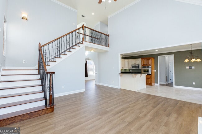 Building Photo - 100 Montview Way