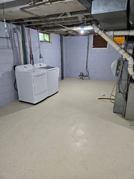 Building Photo - 1138 N 37th St
