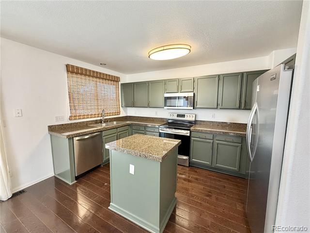 Building Photo - 5421 S Ireland Way