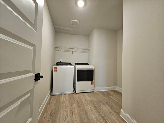 Building Photo - 3049 Sweet Red Cir