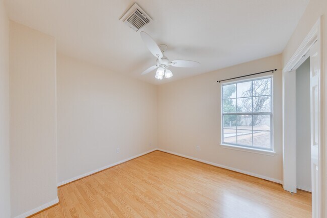 Building Photo - 8514 Bonner Dr