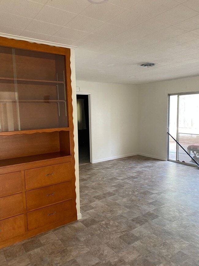 Building Photo - 4745 Red Bluff St