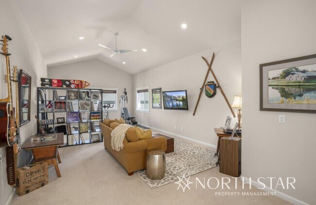Building Photo - Beauty on Bull Mountain - Lease through Ma...