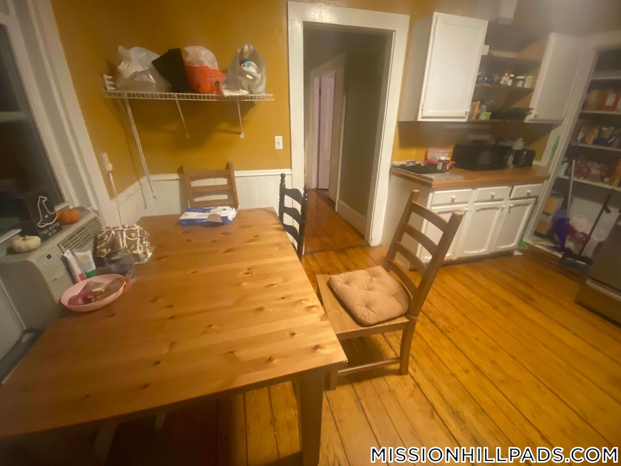 Building Photo - 44 Delle Ave