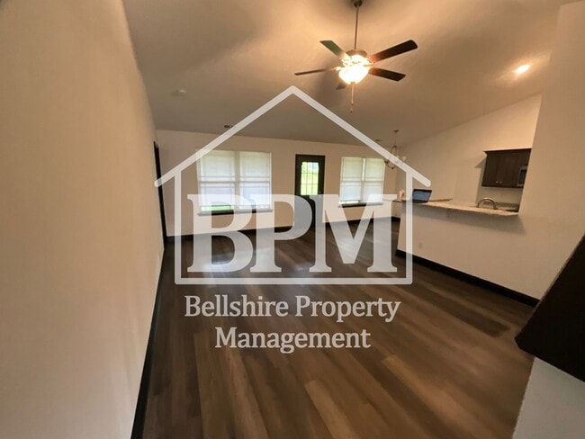 Building Photo - Charming 3 Bed, 2 Bath Home for Rent in Sp...