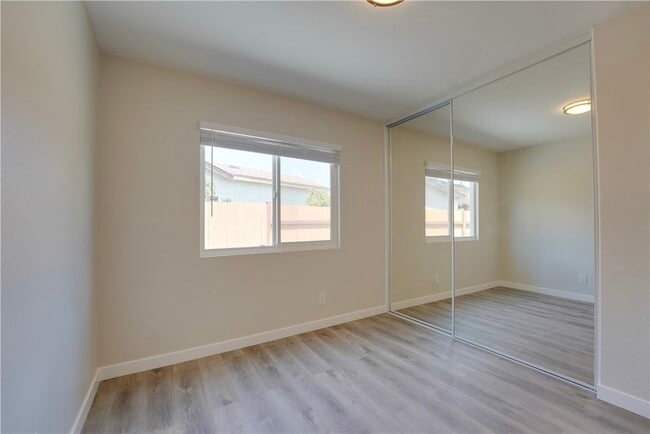 Building Photo - 10319 Hemphill Ct
