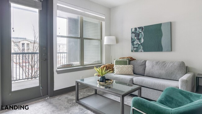 Building Photo - 2650 S McDonald St