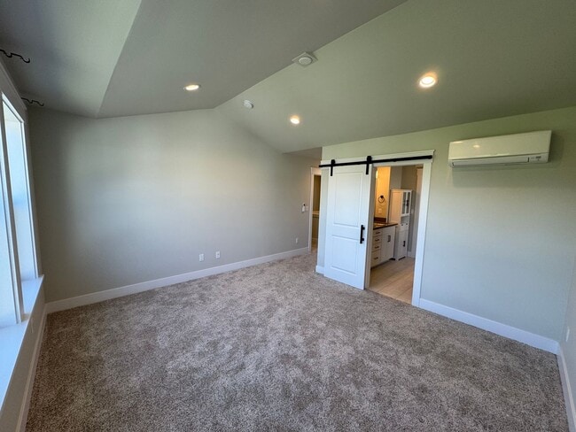 Building Photo - 5941 Ranch Lp
