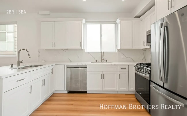 Building Photo - 836 S Shenandoah St