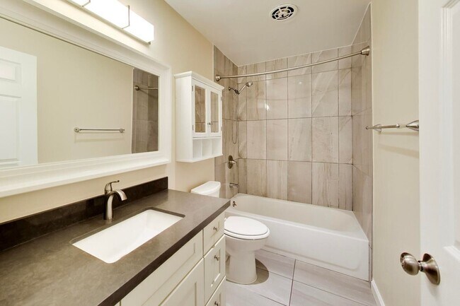 Building Photo - 1281 Ayala Dr