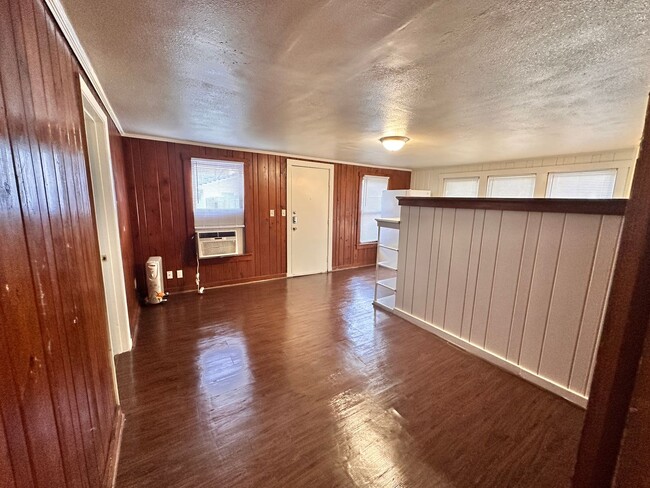 Primary Photo - COZY 2-Bed GARAGE APARTMENT w/ FENCED YARD...