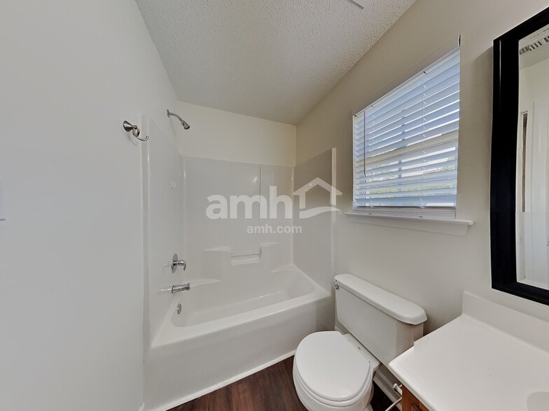 Building Photo - 3413 Braefield Dr