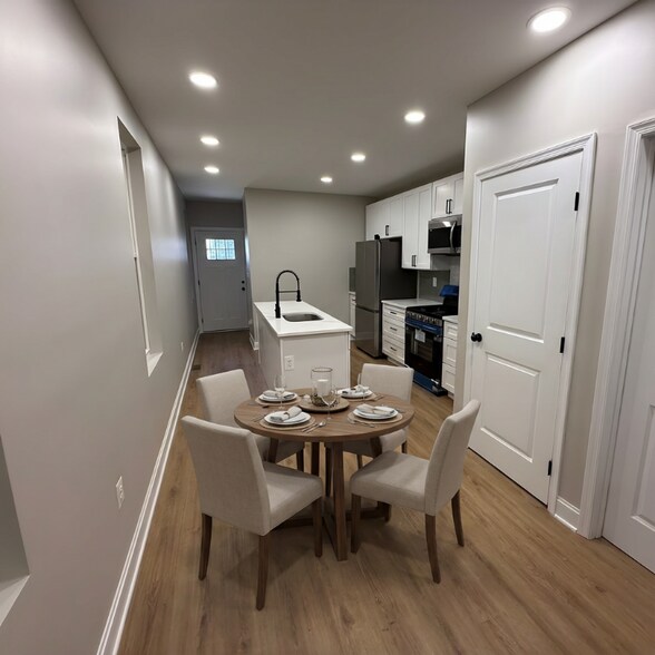 Building Photo - 2009 N Smallwood St