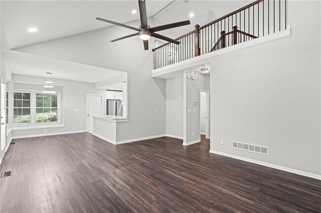 Building Photo - 11355 Vedrines Dr