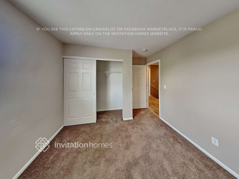 Building Photo - 1465 Hummingbird Cir