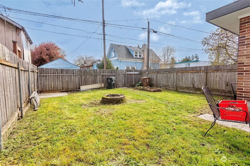 Building Photo - 2715 S 7th St