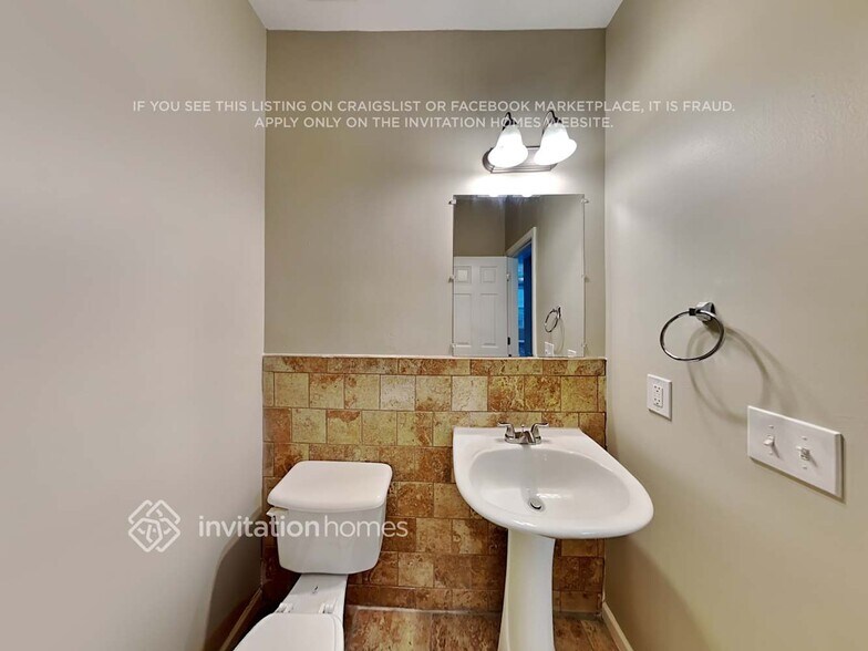 Building Photo - 1320 Loowit Falls Way