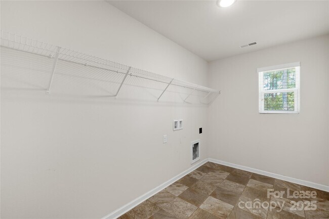 Building Photo - 6329 Marquam Pl