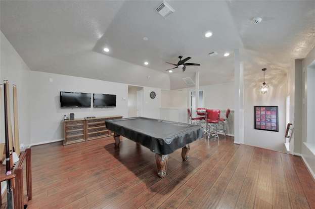 Building Photo - 9934 Goldenglade Dr