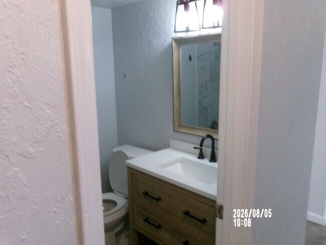 Building Photo - 6049 SW Atterbury Dr