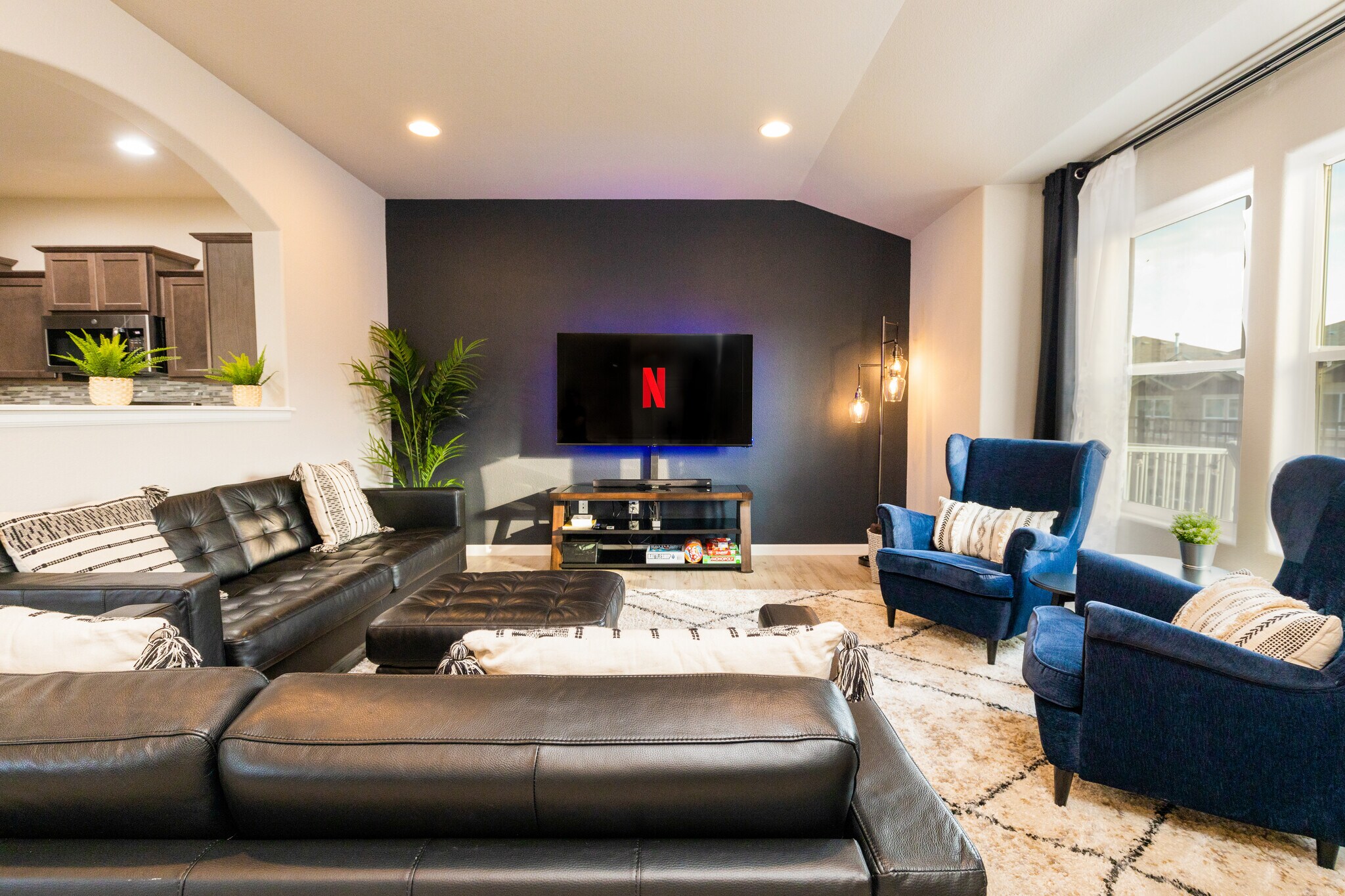 Building Photo - 2097 Birmingham Loop