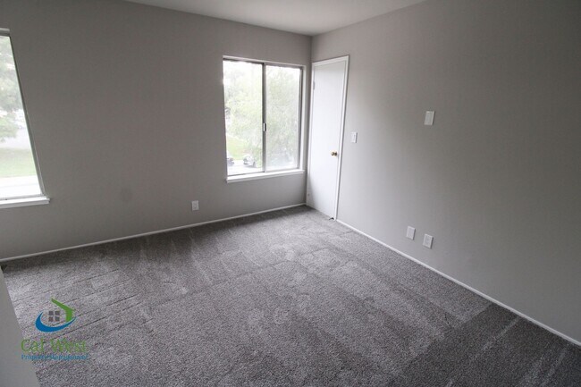 Building Photo - $5095 - COMING SOON! Large spacious updated 4 Bed/2.5 Bath Home With Pool in San Jose