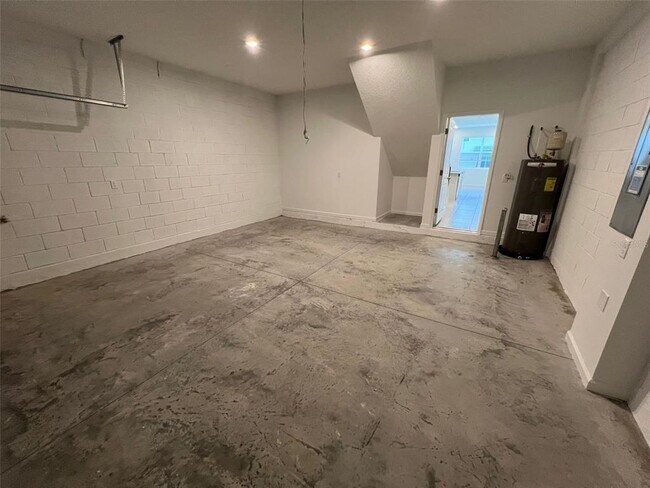 Building Photo - 9071 Beach Tea Wy