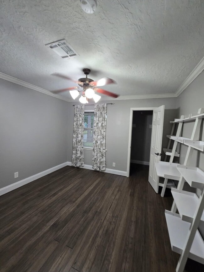 Building Photo - 11102 Endicott Ln