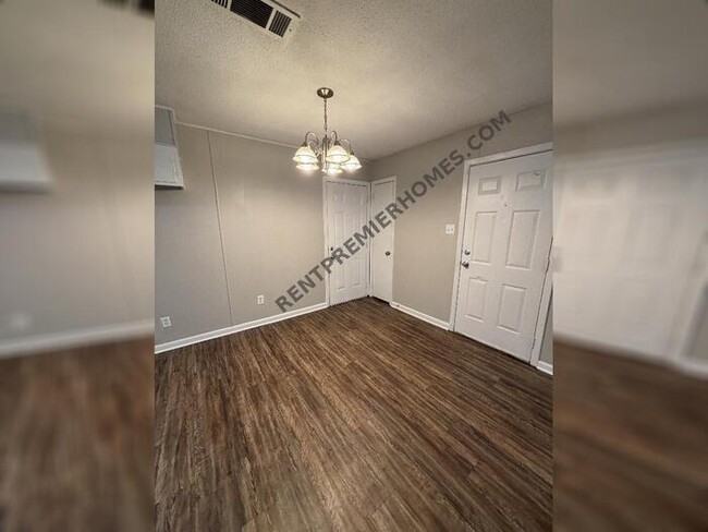 Building Photo - 1001 Ferrell Dr