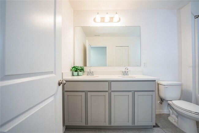 Building Photo - 3883 Academia Ave