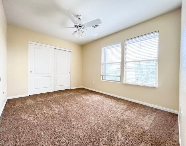 Building Photo - 10555 Winter Grass Dr