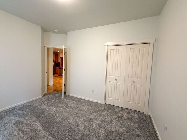 Building Photo - 4Bd/2.75Ba Issaquah House