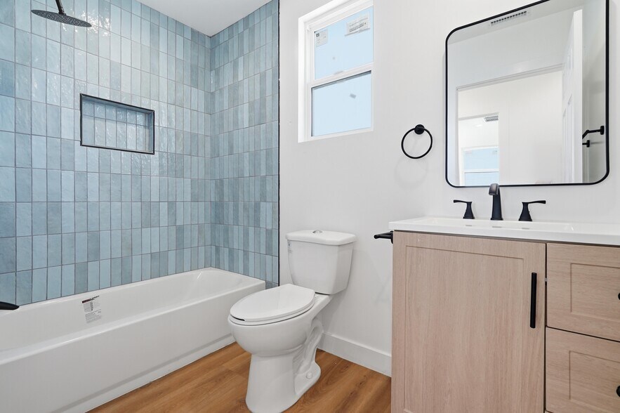 Building Photo - 6616 Denver Ave