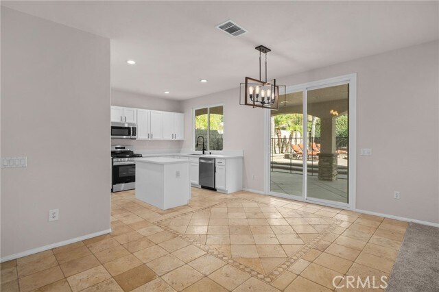 Building Photo - 795 Vía Blairo