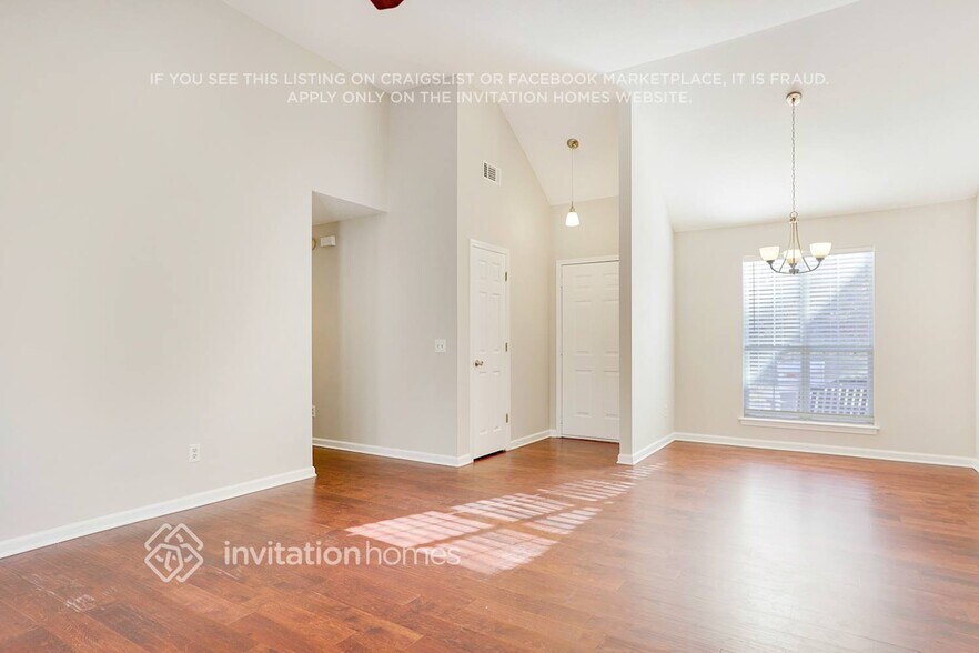 Building Photo - 893 Columbia Ct