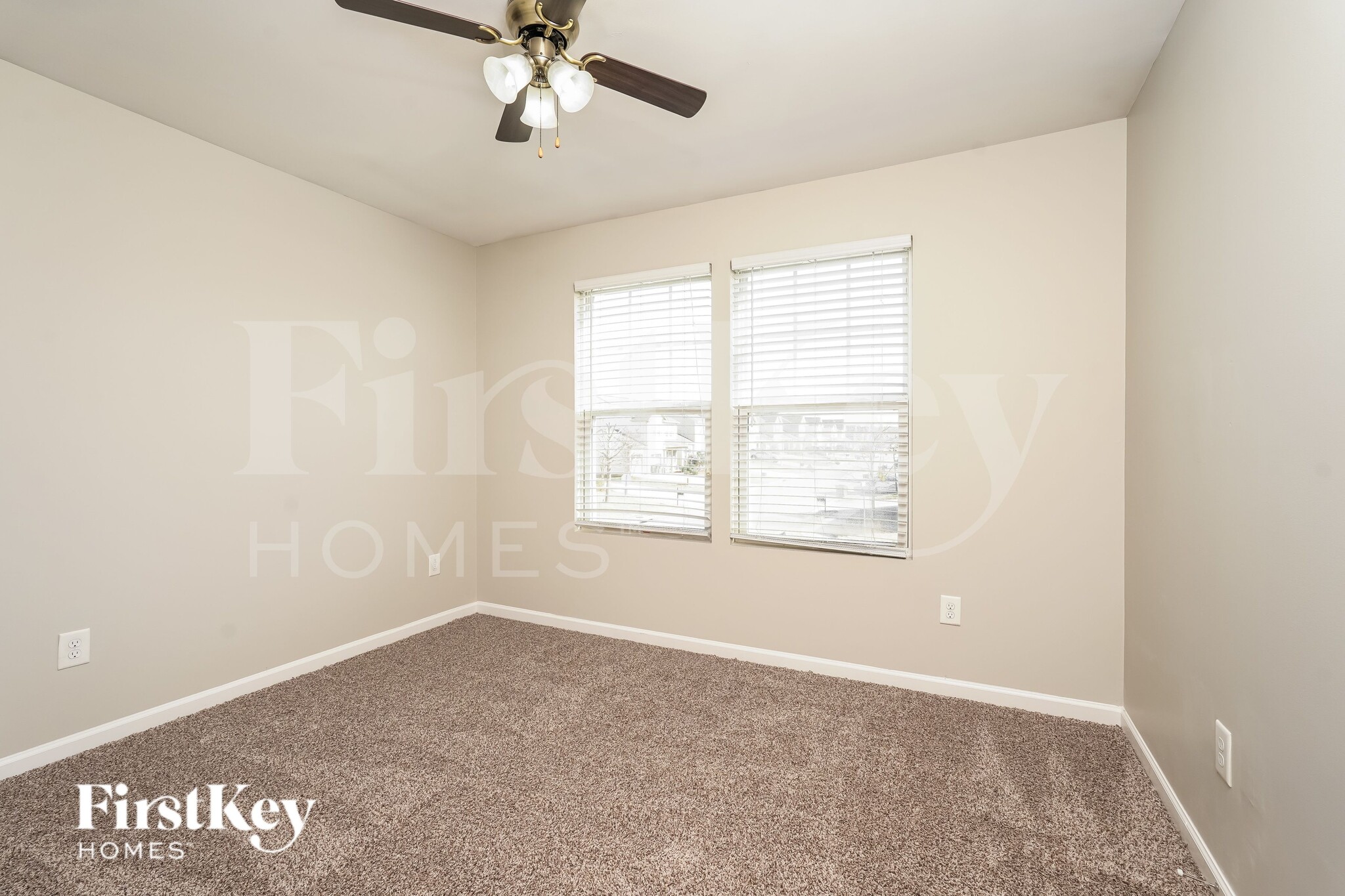 Building Photo - 409 Soaring St