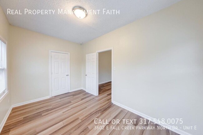 Building Photo - 3602 E Fall Creek Pkwy N Dr