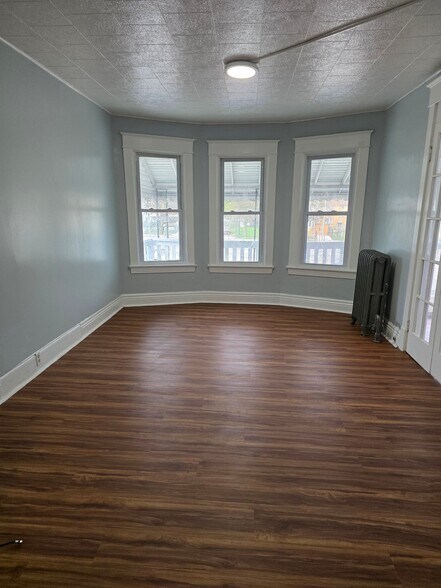 Building Photo - 563 Humboldt Pkwy