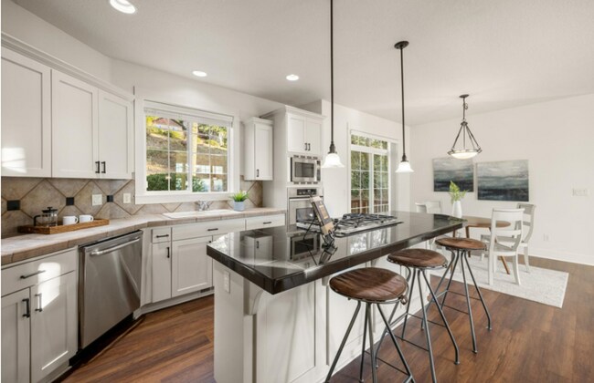 Building Photo - Spacious Happy Valley 4 Bedroom + Office Home with Valley Views, 3-Car Garage & Entertainer’s Bac...