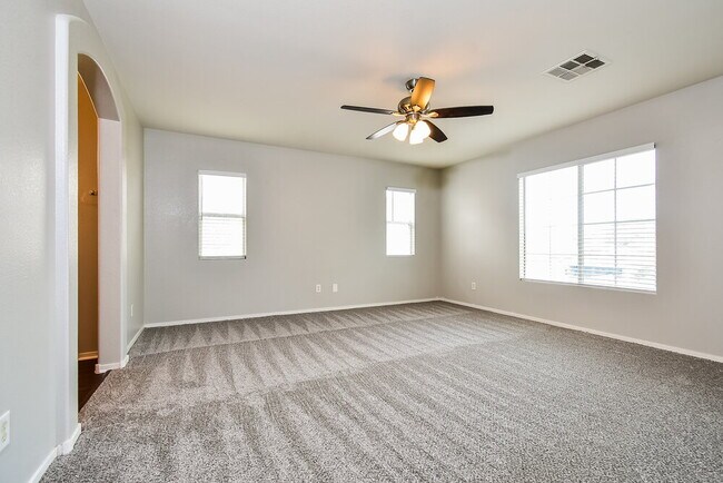 Building Photo - 1203 Emerald Stone Ave